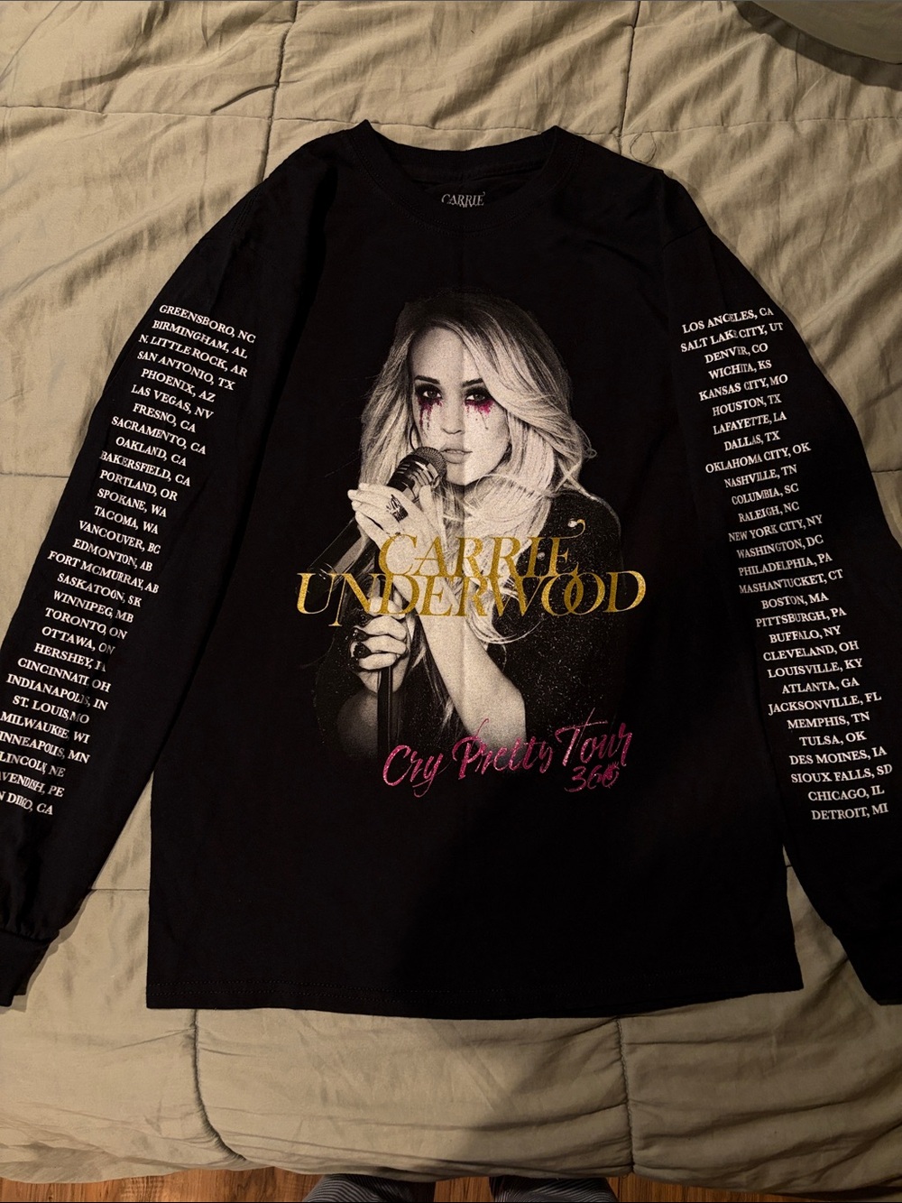 βCry Pretty Tour' Long Sleeve Tee
